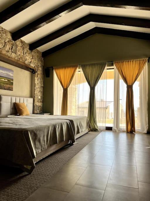 Private Villa At Blacksearama Golf & Villas Resort บัลชิค ภายนอก รูปภาพ